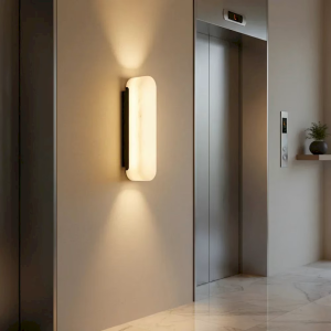 Alabaster Wall Sconce, model HPL-000142