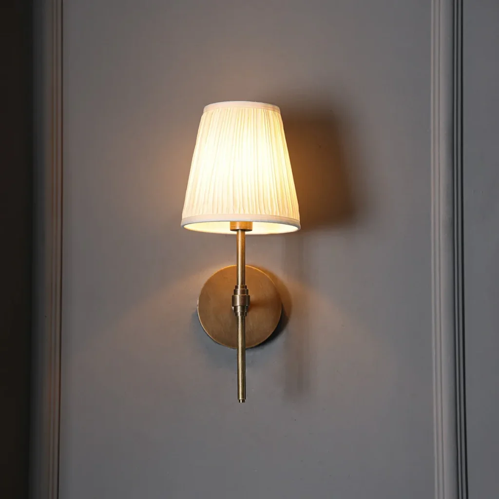 Brass & Fabric Pleated Wall Sconce, model HPL-000872